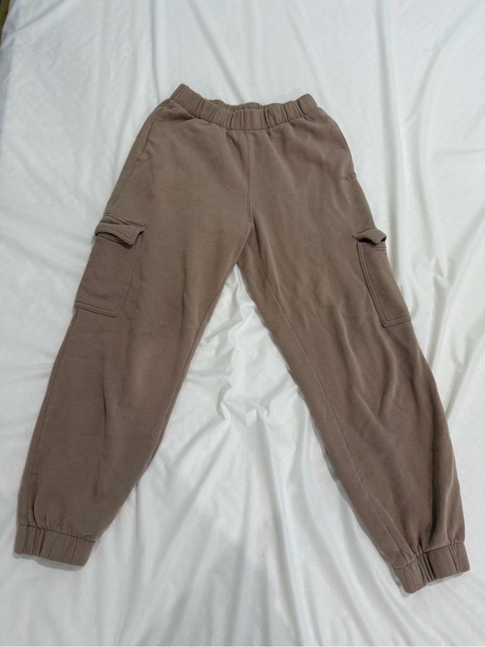 🤎 Hollister Cargo Joggers – Size Small 🤎
